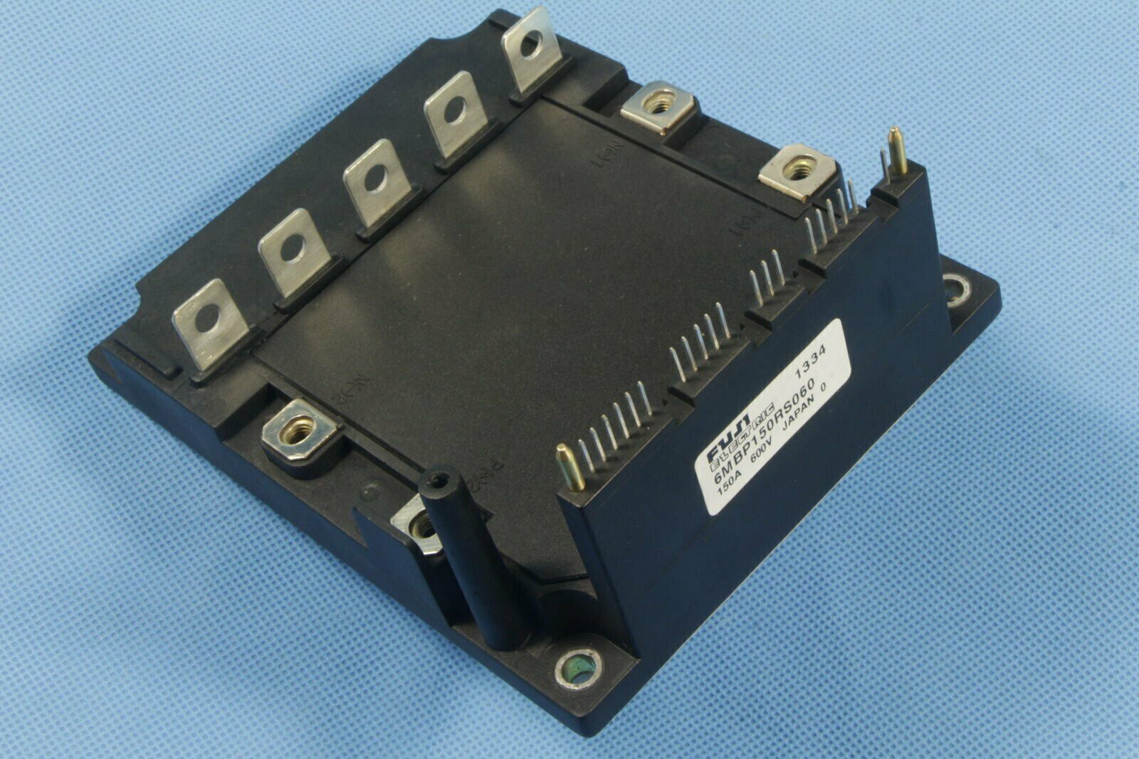 New FUJI 6MBP150RS060 Module Power Supply - FUJI