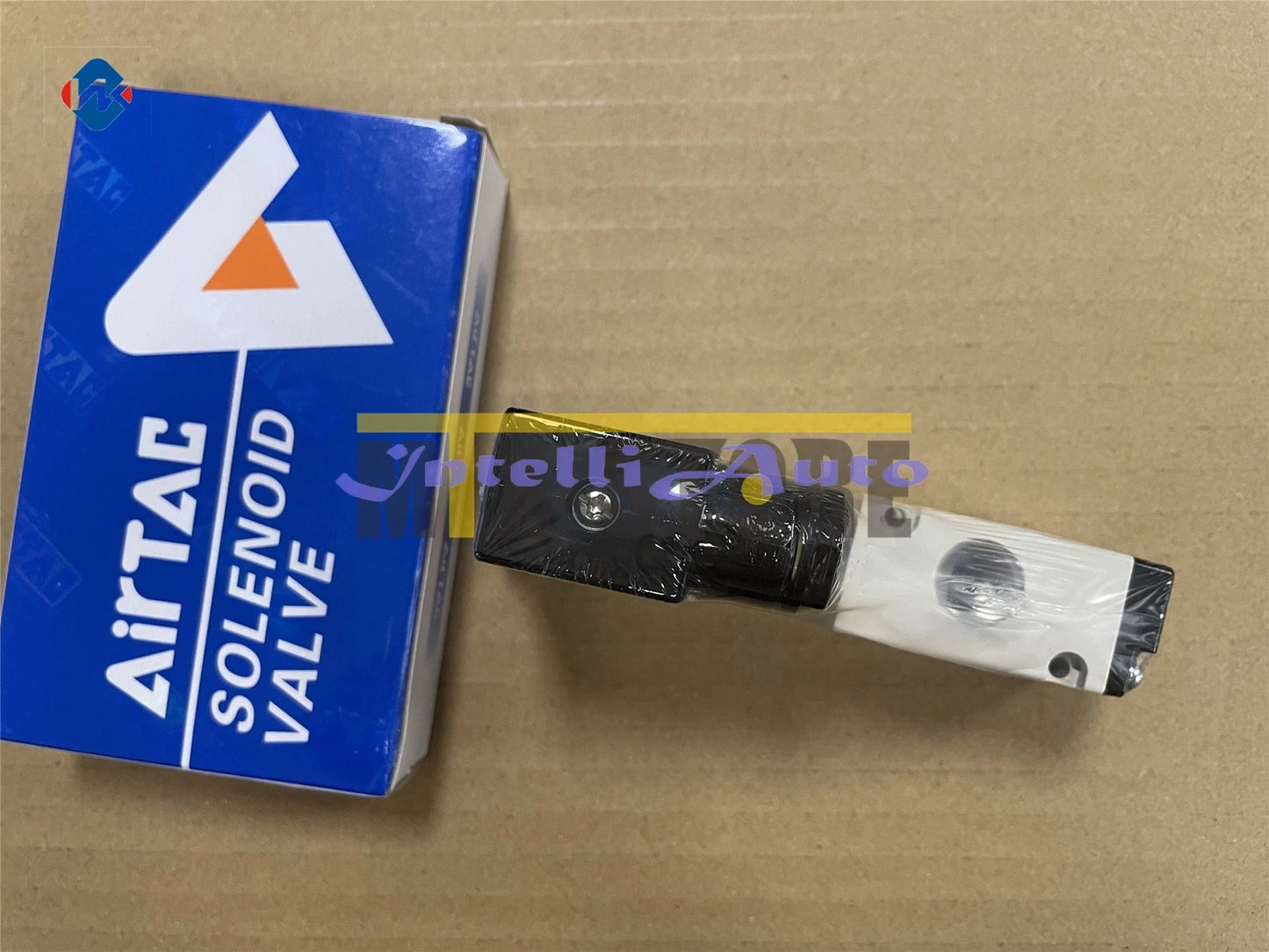 1pcs AirTAC solenoid valve 3V210-08-NC
