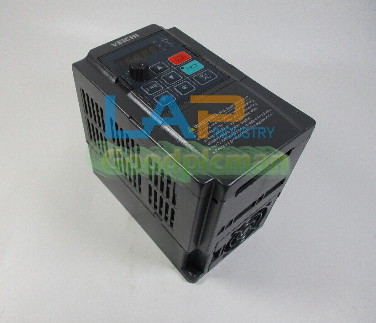 1PCS FOR VEICH Inverter AC70E-S2-R75G 0.75KW 1PH AC220V 3PH AC 4A 0-400Hz