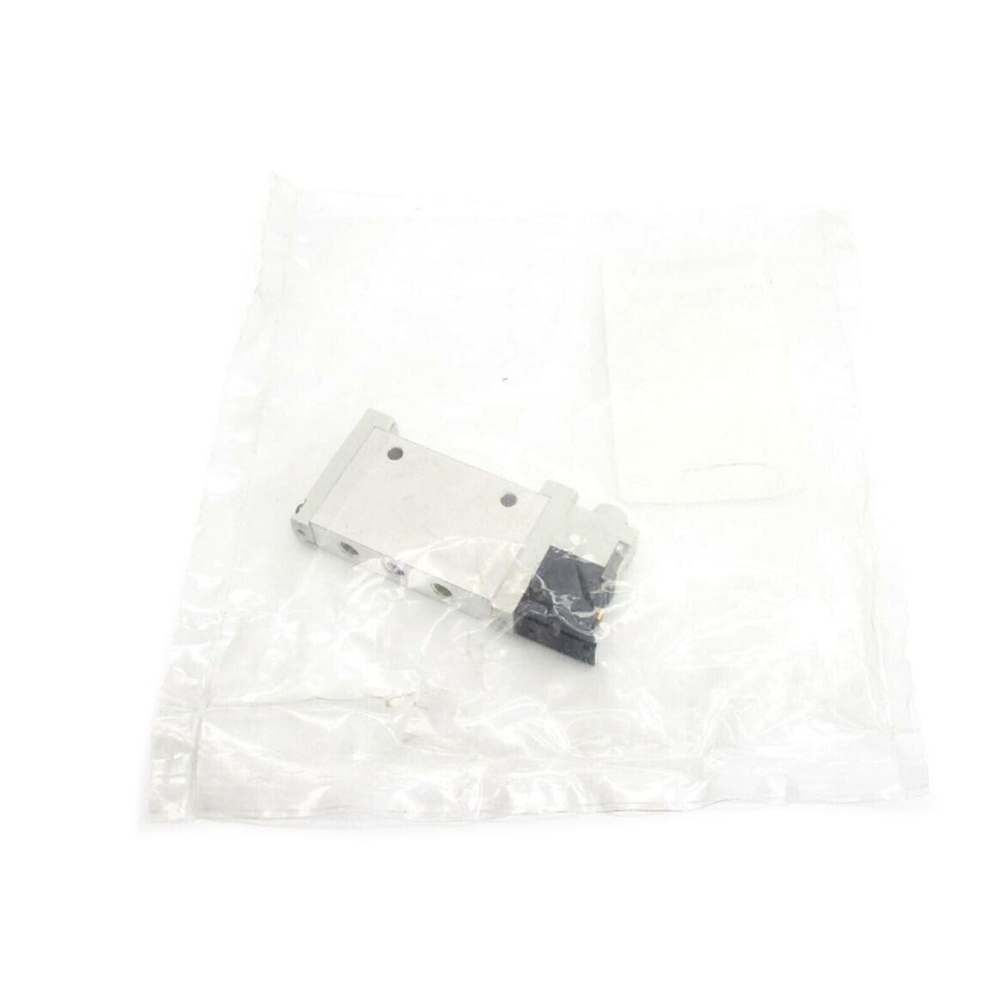 FESTO Solenoid Valve VUVG-L10-M52-MT-M5-1P3 - FESTO