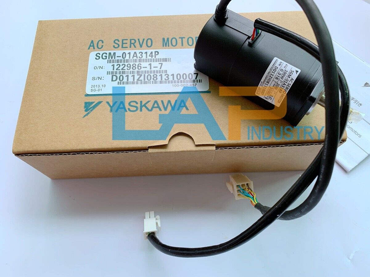 new  In Box For YASKAWA SERVO MOTOR SGM-01A314P