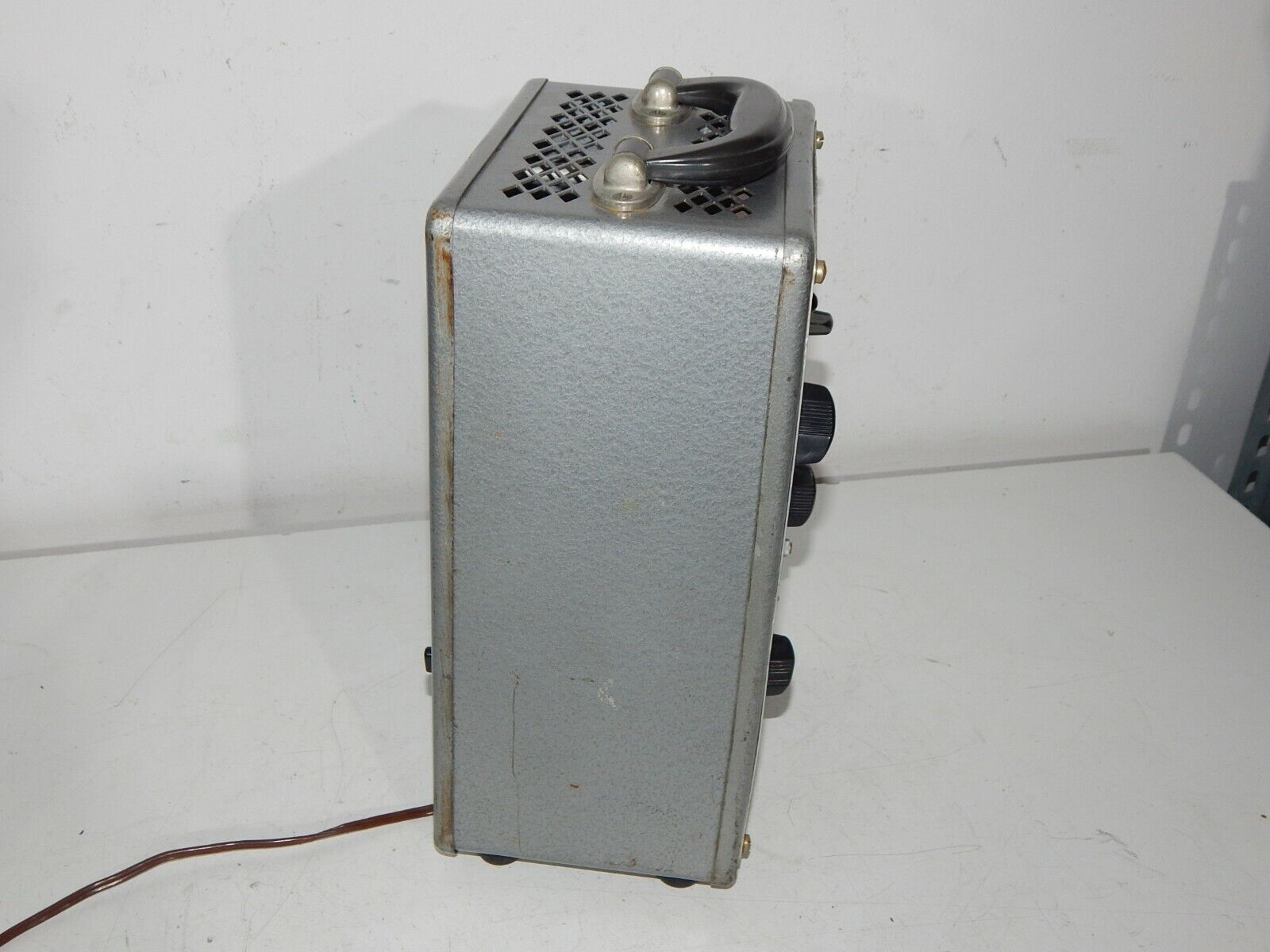 Used Generator GRUNDIG Type 221 Square Wave Generator Measuring Device - GRUNDIG
