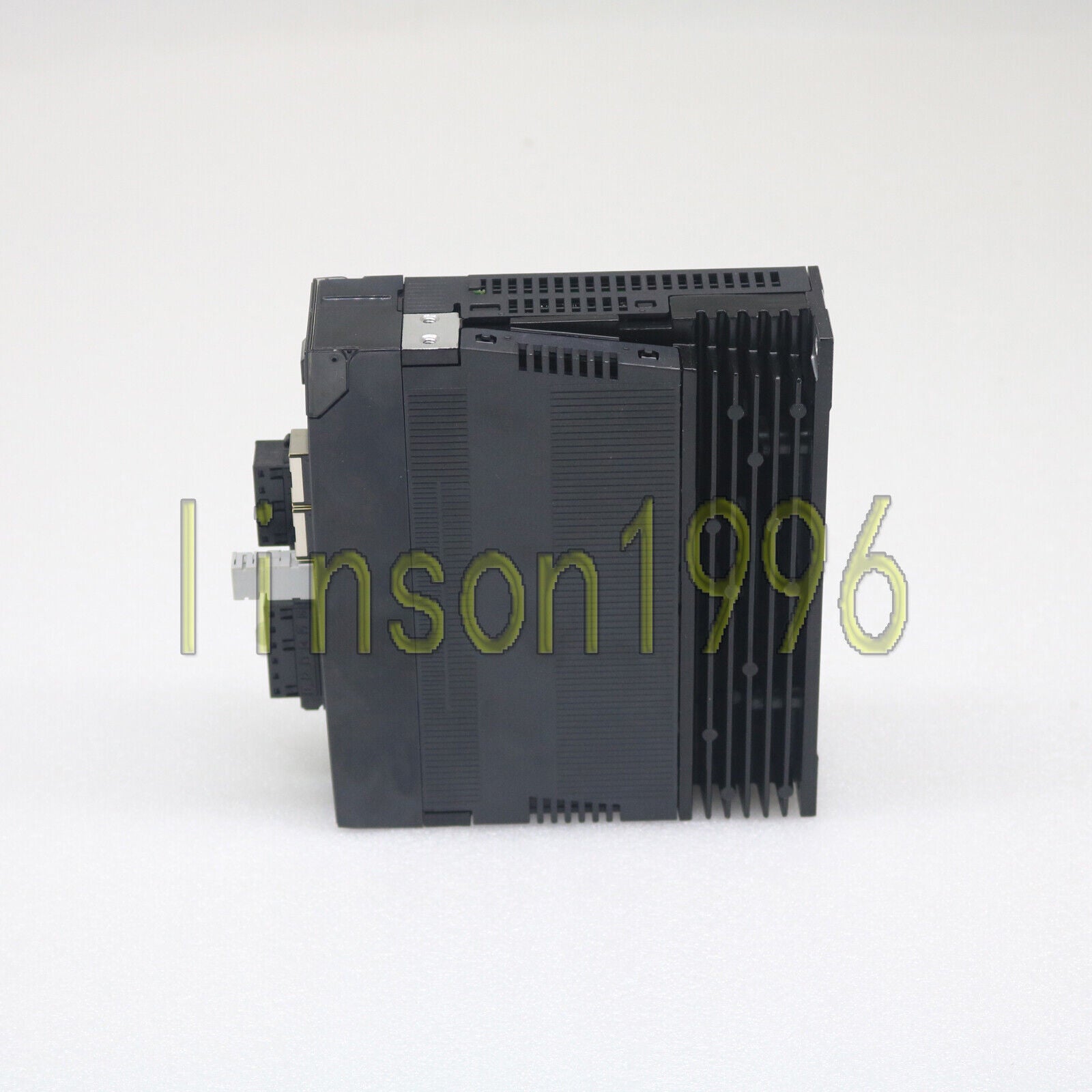 Omron R88D-KN01H-ECT AC SERVO DRIVER - OMRON