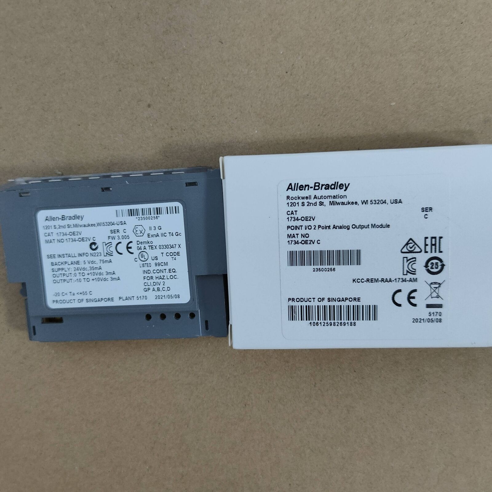 Allen-Bradley 1734-OE2V Factory Sealed Module - ALLEN-BRADLEY