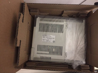 1PCS MITSUBISHI SERVO DRIVE MR-J2S-200A MRJ2S200A IN BOX - FREE SHIPPING