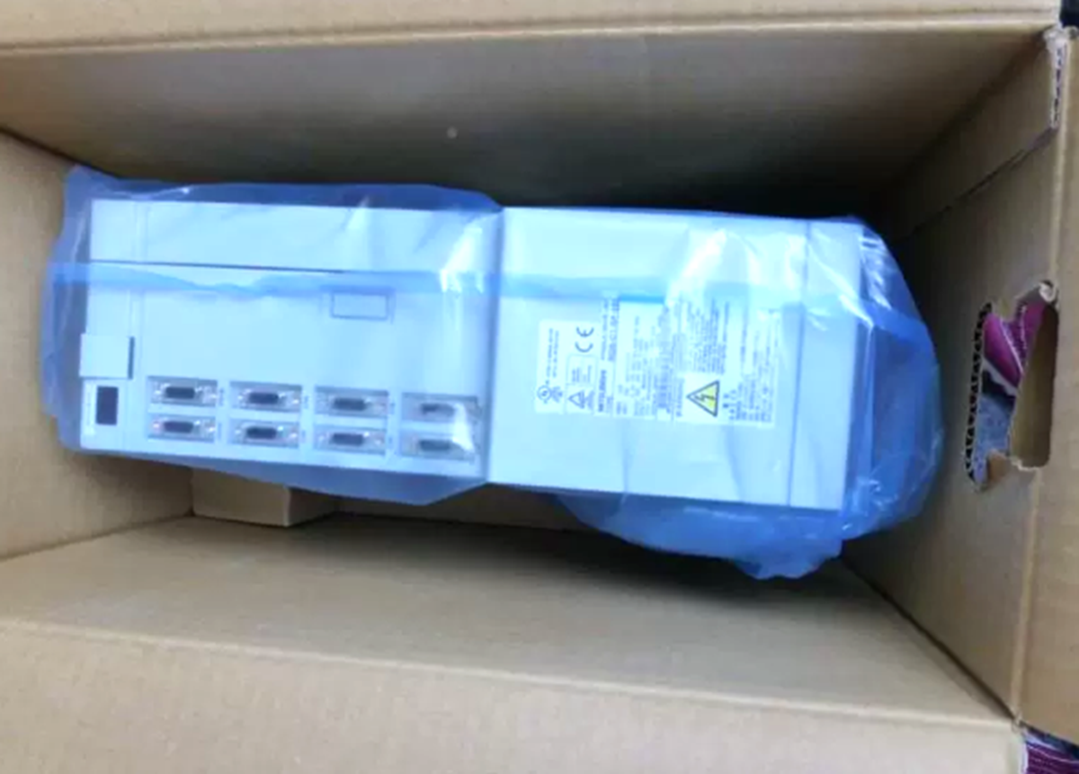 Mitsubishi MDS-C1-V1-45 Power Driver 45V 150W 50Hz USB-C Power Bank with charger - MITSUBISHI