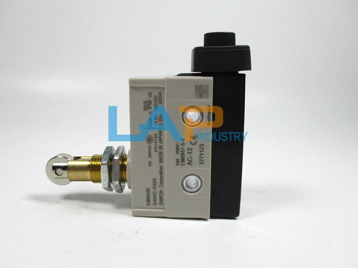 new 2PCS  For OMRON D4MC-5020 Limit Switch D4MC5020 10A 250V AC-12