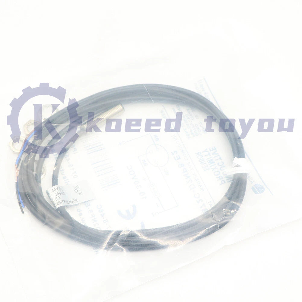 1PC 872C-D2NP8-E2 Inductive Proximity Sensor US