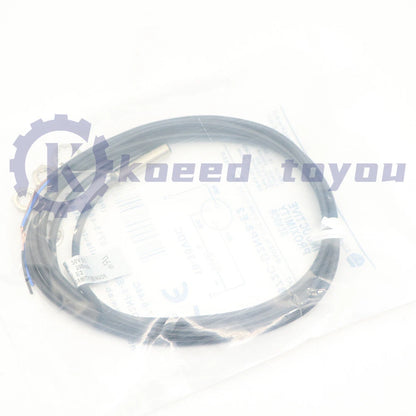 1PC 872C-D2NP8-E2 Inductive Proximity Sensor US