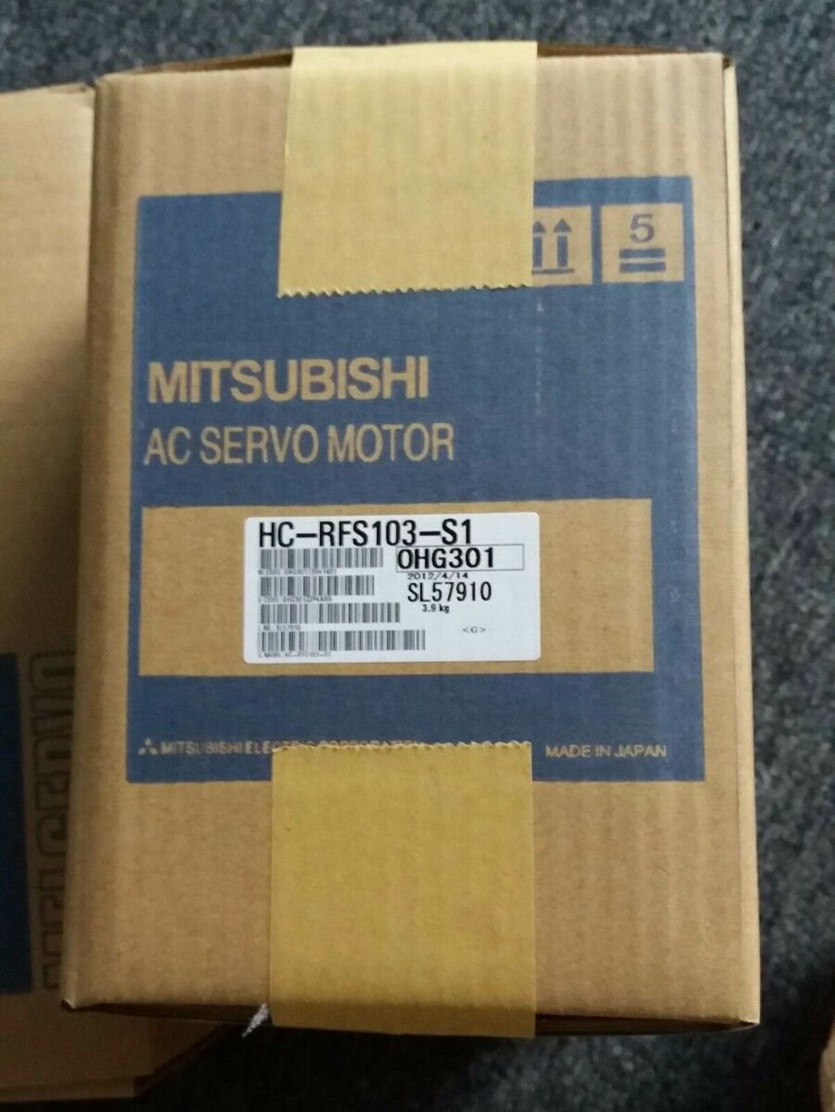 INBOX Servo Motor HC-RFS103-S1 One Year - MITSUBISHI