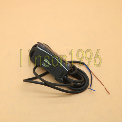 Omron Optical Fiber Proximity Sensor E3X-HD10 Fast Ship - OMRON