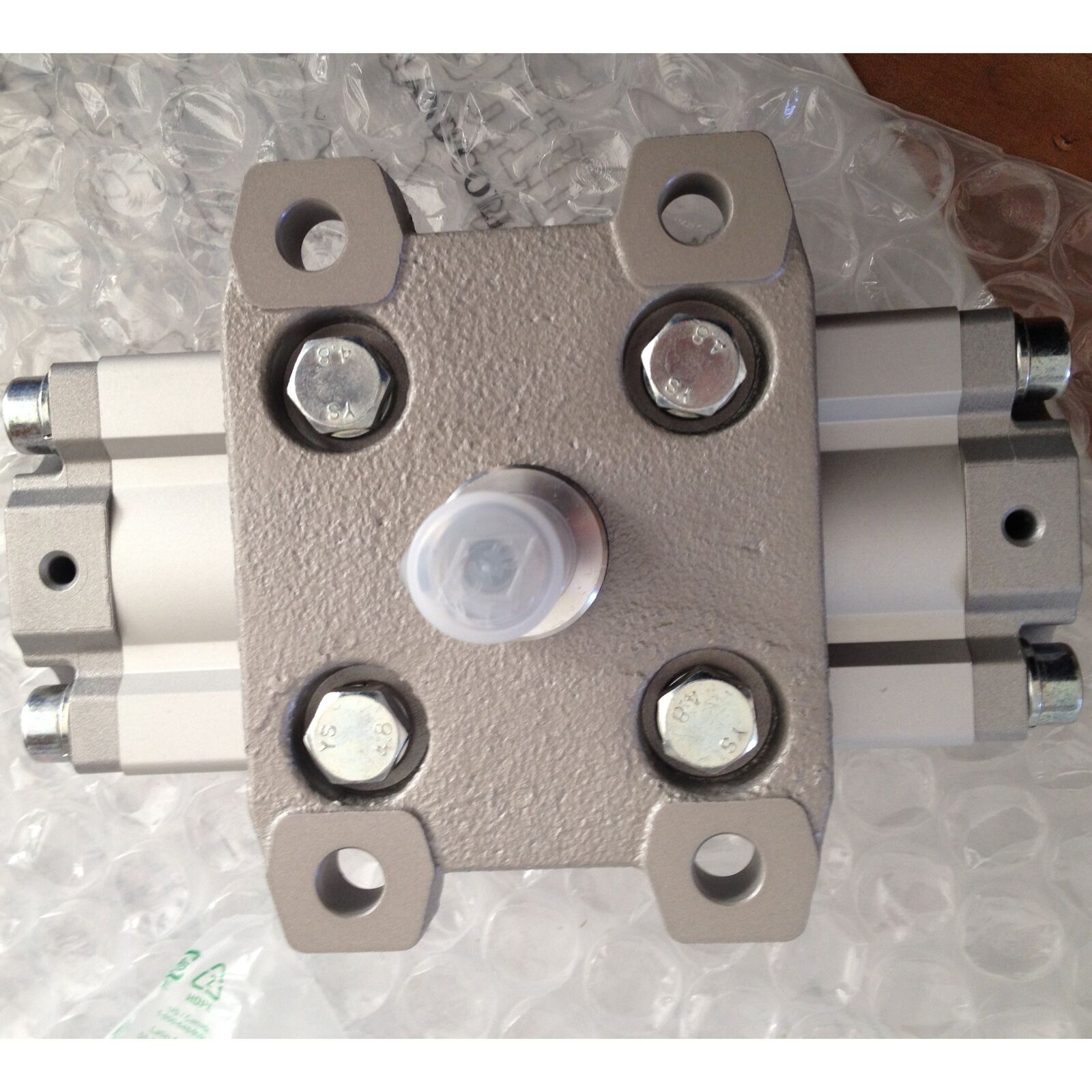 ONE SMC CRA1FS80-180Z Gear Type Swing Cylinder - SMC