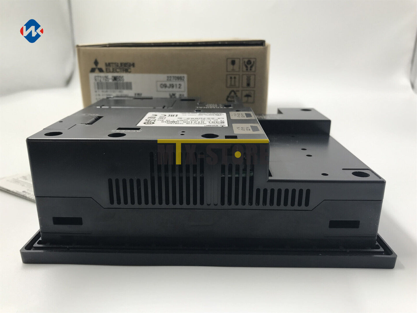 new 1PCS In Box Mitsubishi GT2105-QTBDS - MITSUBISHI