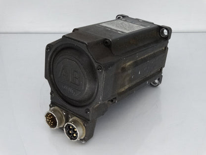 ALLEN BRADLEY MPL-B430P-SJ22AA SERVO MOTOR - ALLEN BRADLEY