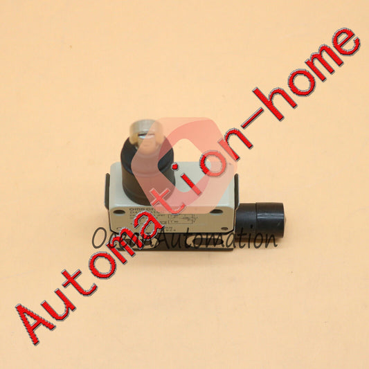 1PC Omron D4E-1D10N D4E1D10N Limit Switch Free SHIP