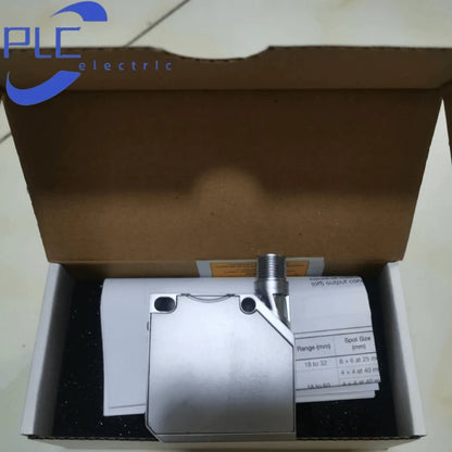 Banner QCM50-K1D40-Q8-4 color mark sensor free shipping #dr