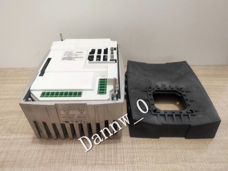 new LENZE E82MV152_4B001 FREQUENCY INVERTER#YC - LENZE