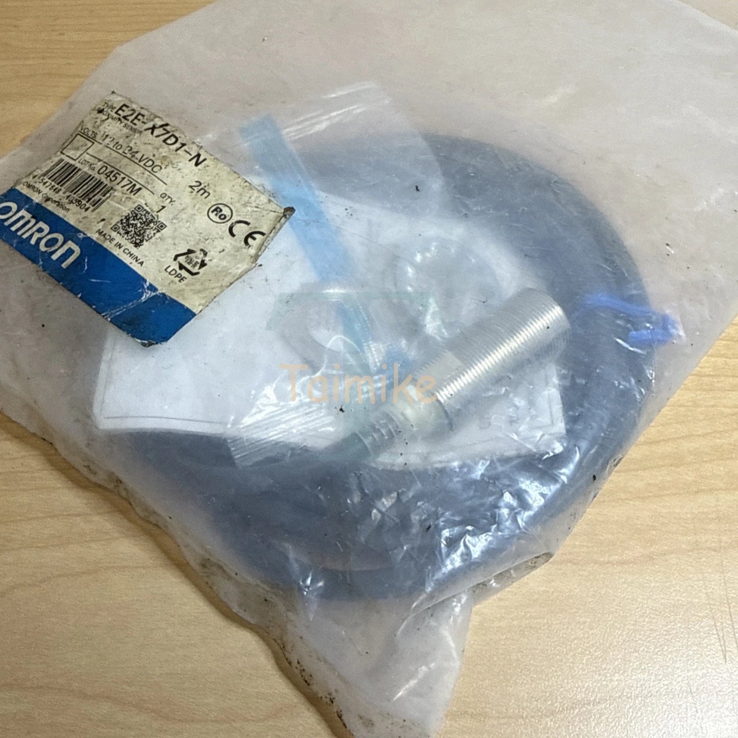 ! Omron E2E-X7D1-N Proximity Switch