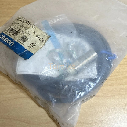! Omron E2E-X7D1-N Proximity Switch