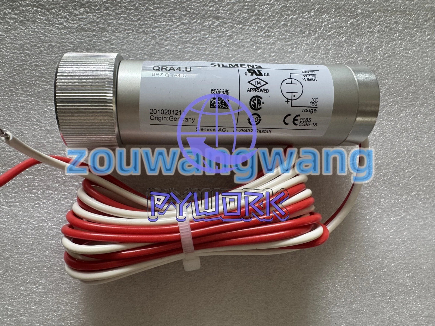 1PCS QRA4.U flame detector#