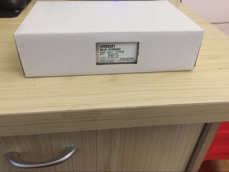 new 1PC Omron S8JC-Z10024C In Box *TT - OMRON
