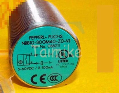 1PC Pepperl+ Fuchs NBB10-30GM40-Z0-V1 Inductiver Sensor free shipping