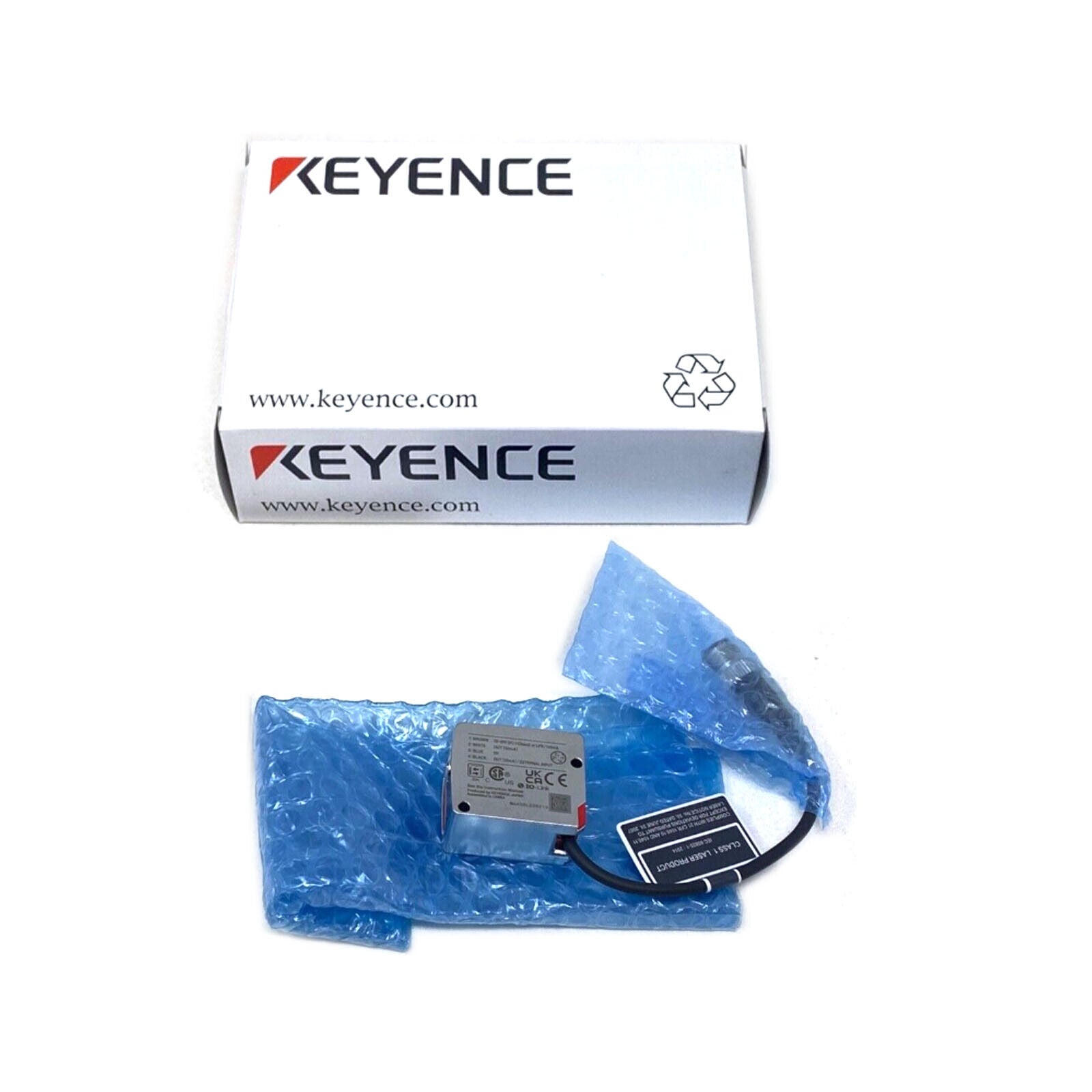 new  In Box KEYENCE LR-TB2000CL Laser Sensor