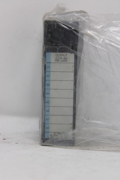 new GE Fanuc IC693MDL730C Output Module - GE FANUC
