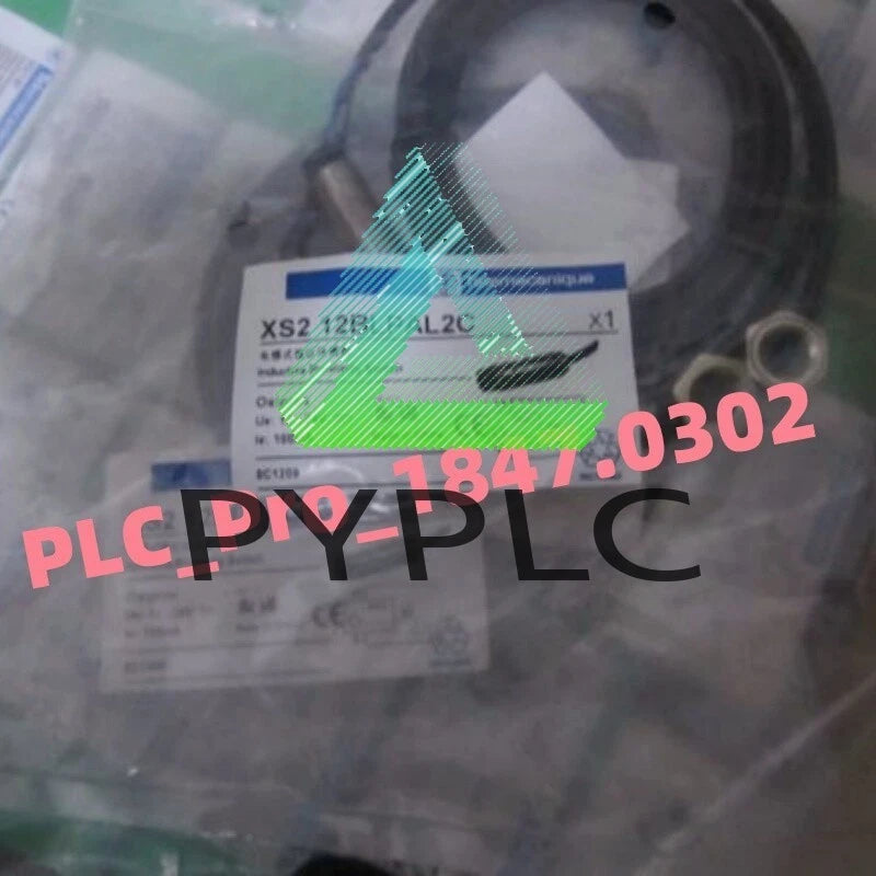 1PCS Schneider XS212BLPAL2C Proximity switch Fast delivery