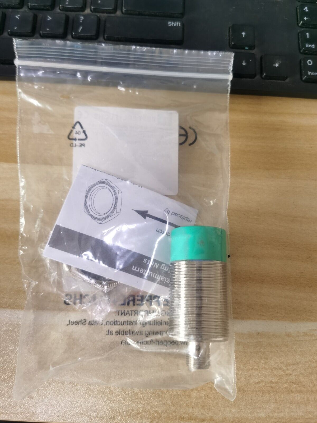 1PC  Pepperl + Fuchs  NBN15-30GM50-E0-V1 Proximity Sensor