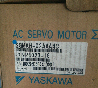 1PC YASKAWA AC SERVO MOTOR SGMAH-02AAA4C
