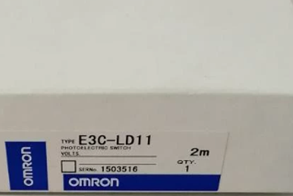 Omron E3C-LD11 Photoelectric Sensor - High-Quality Motion Detection with 2M Range and 99% Accuracy - OMRON