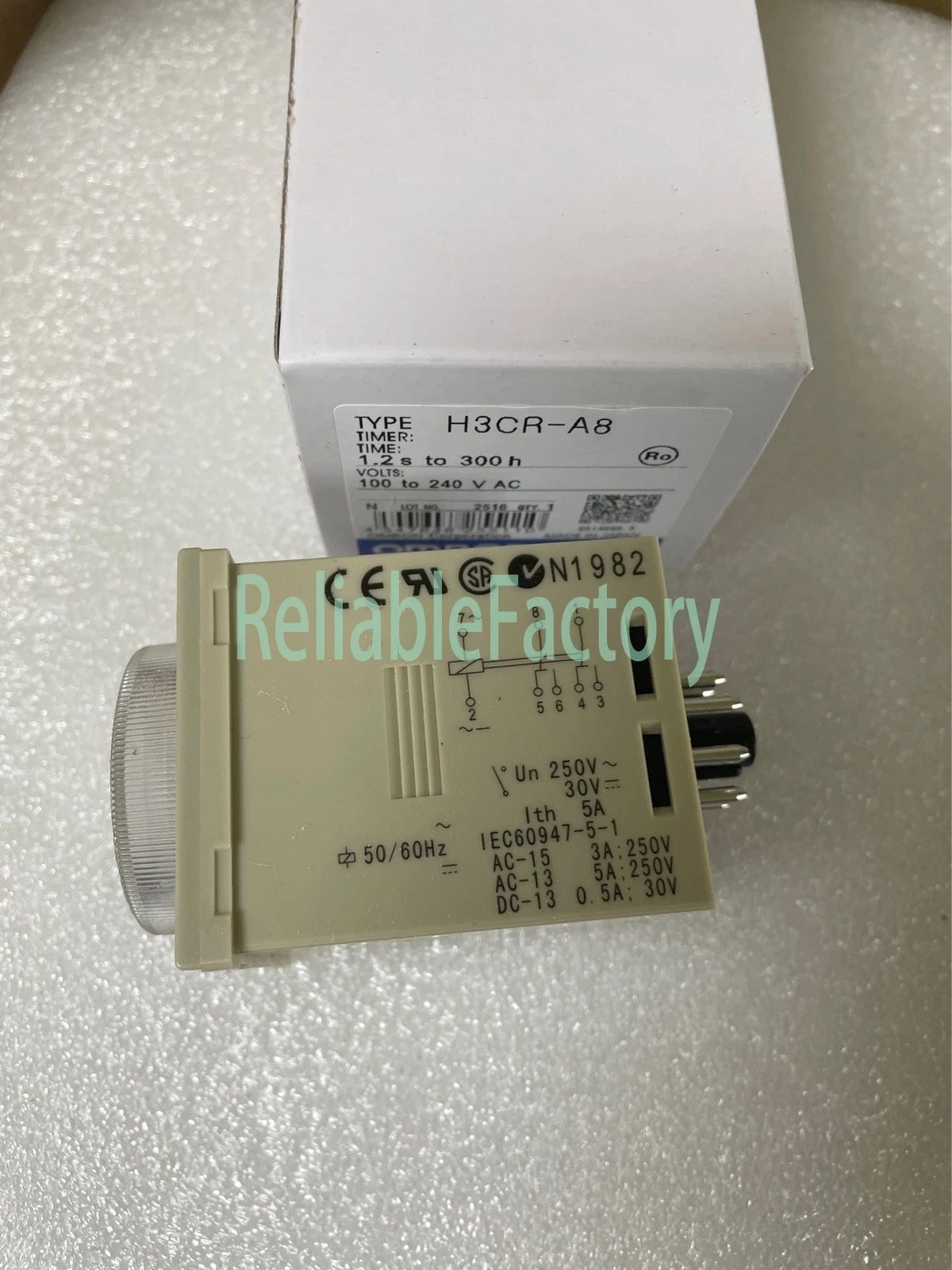 OMRON Timer H3CR-A8 H3CRA8 100-240VAC / 100-125VDC