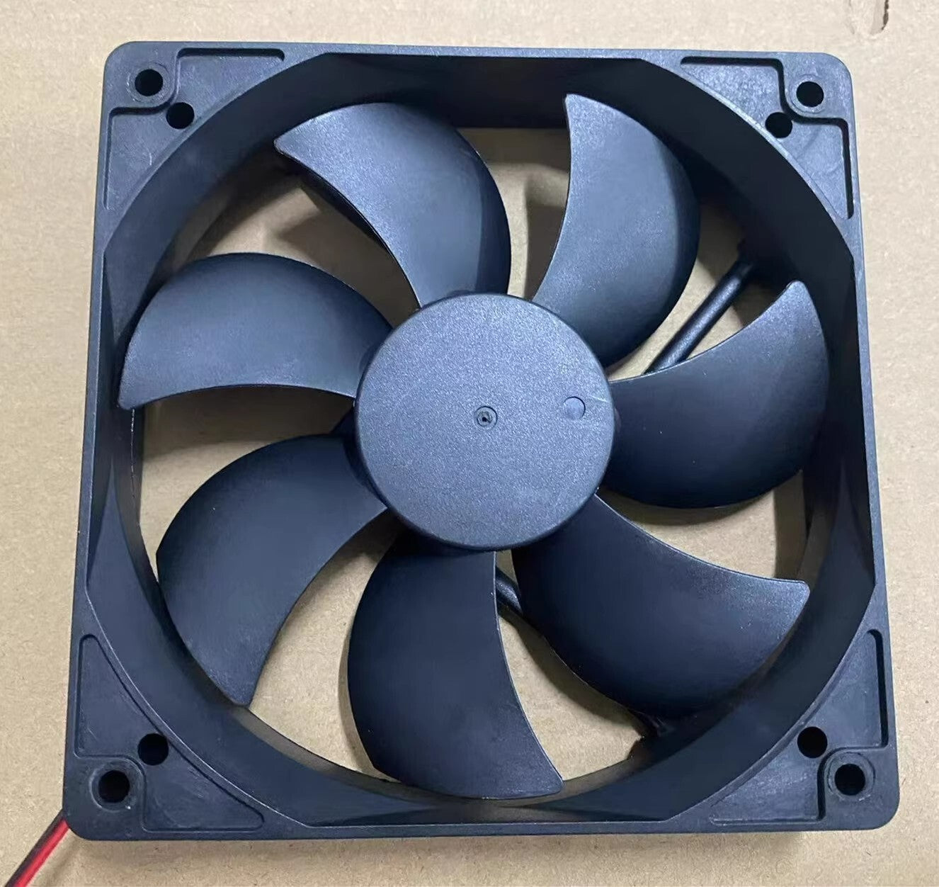 ARX FD1212-B2010E DC12V 0.32A 2-Wire Silent Cooling Fan
