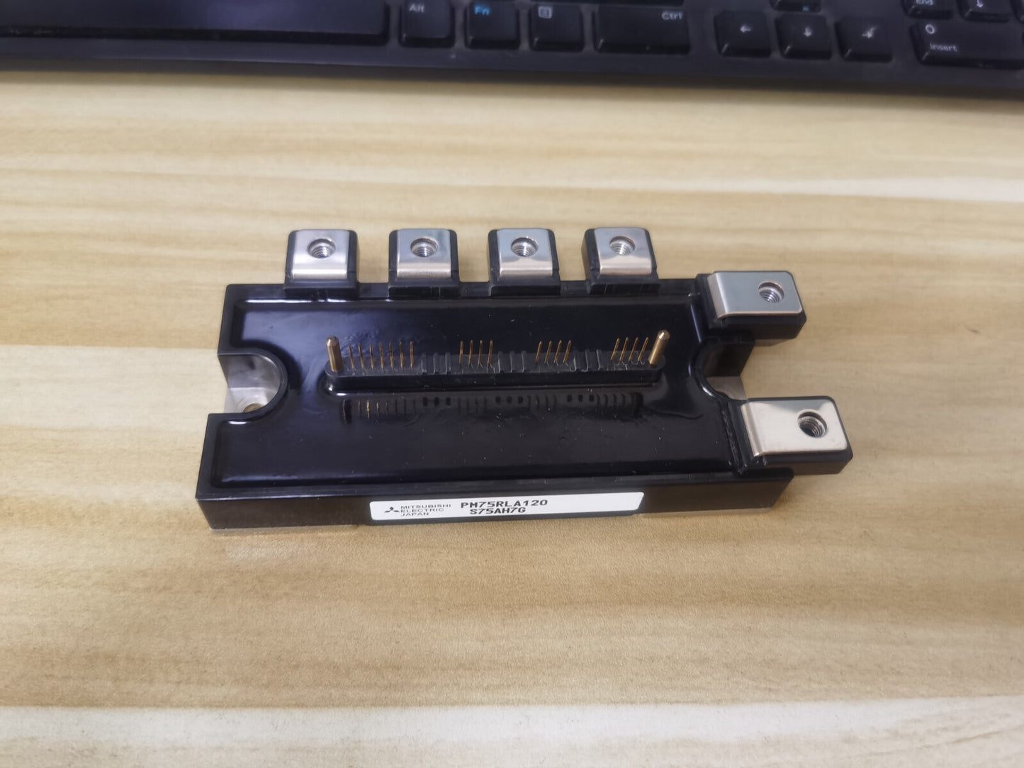 1PC Mitsubishi PM75RLA120 Module