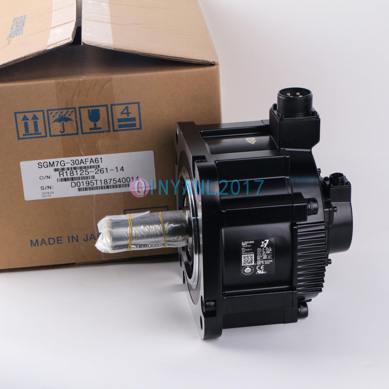 Yaskawa SERVO MOTOR SGM7G-30AF - YASKAWA