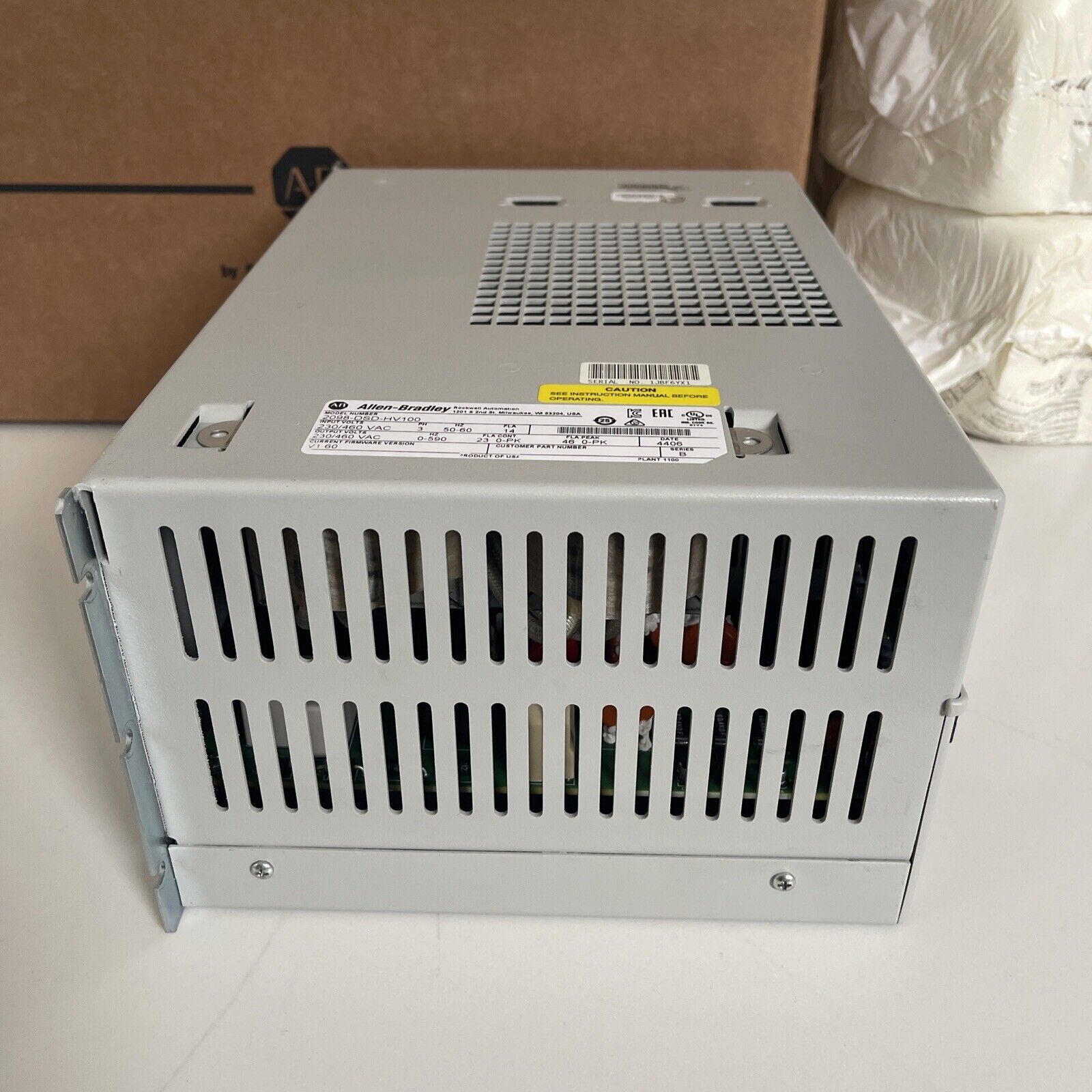 Allen Bradley 2098-DSD-HV100 Servo Drive Ultra 3000 Ser B - ALLEN BRADLEY