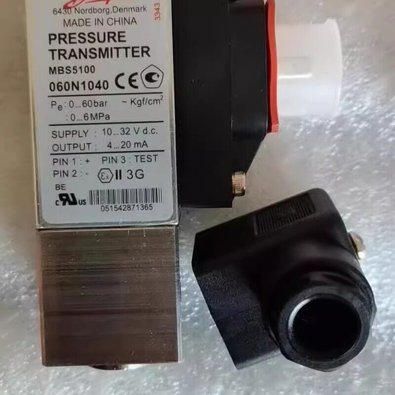 new 1pcs Danfoss MBS5100 060N1040 0-60bar Pressure Transmitter Sensor