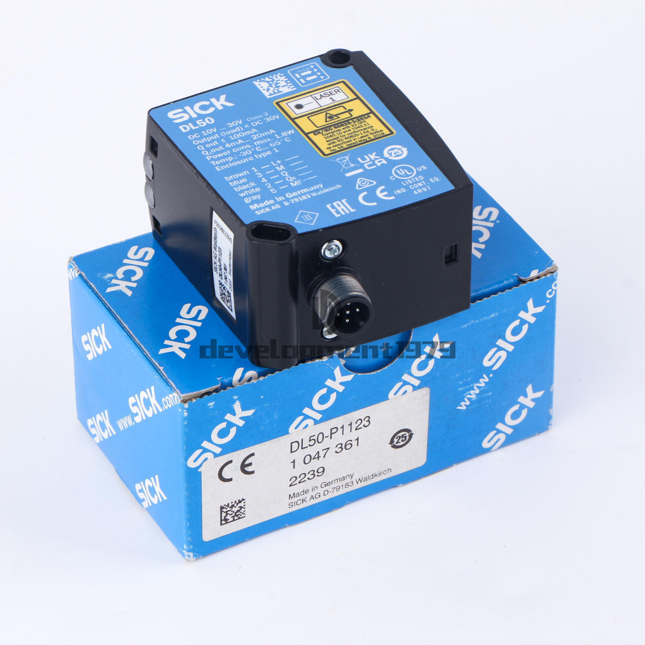 new ONE SICK distance sensor DL50-P1123