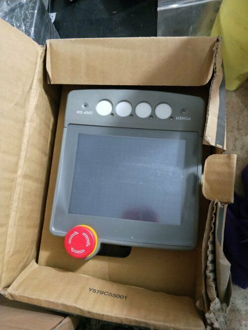 New Mitsubishi 1PC Touch Screen F943GOT-LBD-H-E - MITSUBISHI