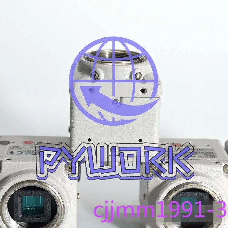 1Pcs hitachi KP-D20BP color CCD industrial camera