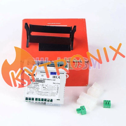 1PCS CAREL MCH2000031 Temperature Controller Freight Free