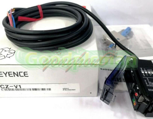 One KEYENCE CZ-V1 Differentiating Sensor Amplifier