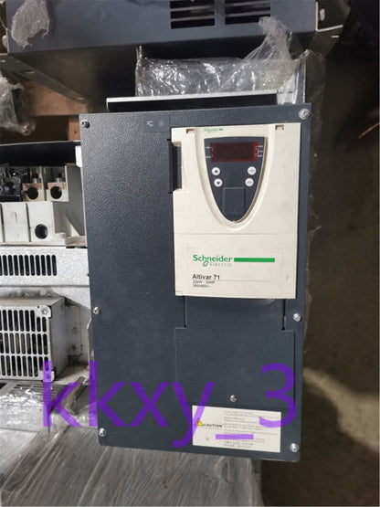 Used Item Schneider Inverter ATV71HD22N4Z - SCHNEIDER