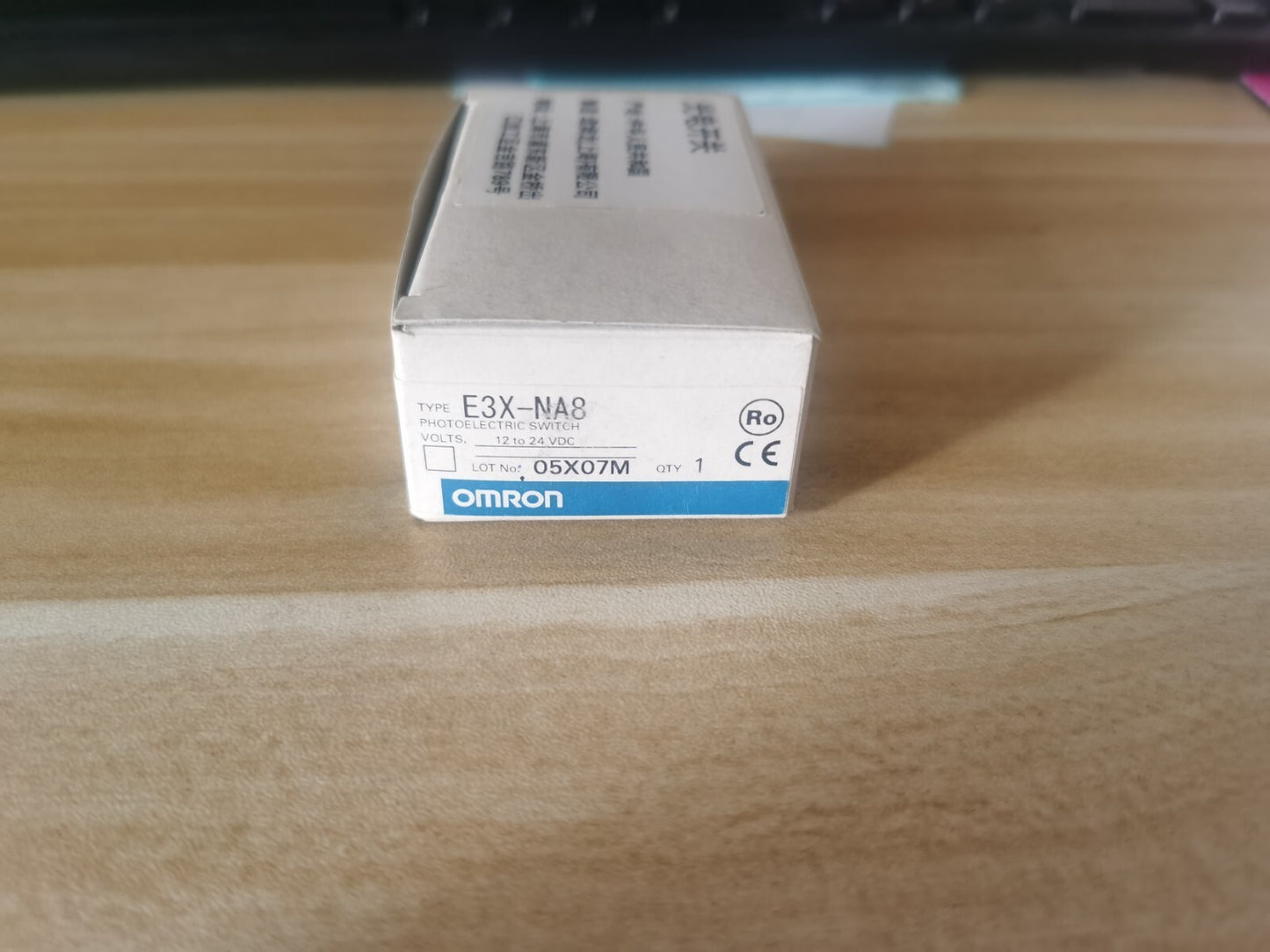 1PC Omron E3X-NA8 E3XNA8 Photoelectric Sensor In Box