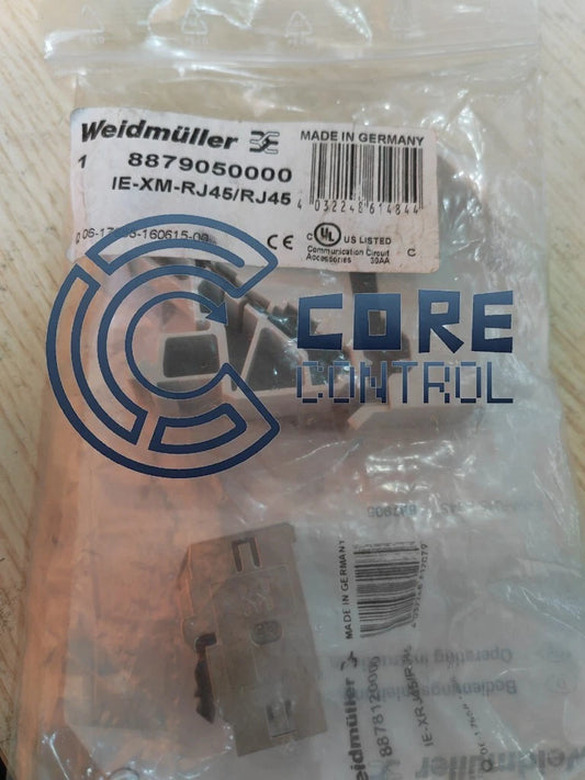 1 PCS Weidmuller IE-XM-RJ45/RJ45 8879050000 Socket module