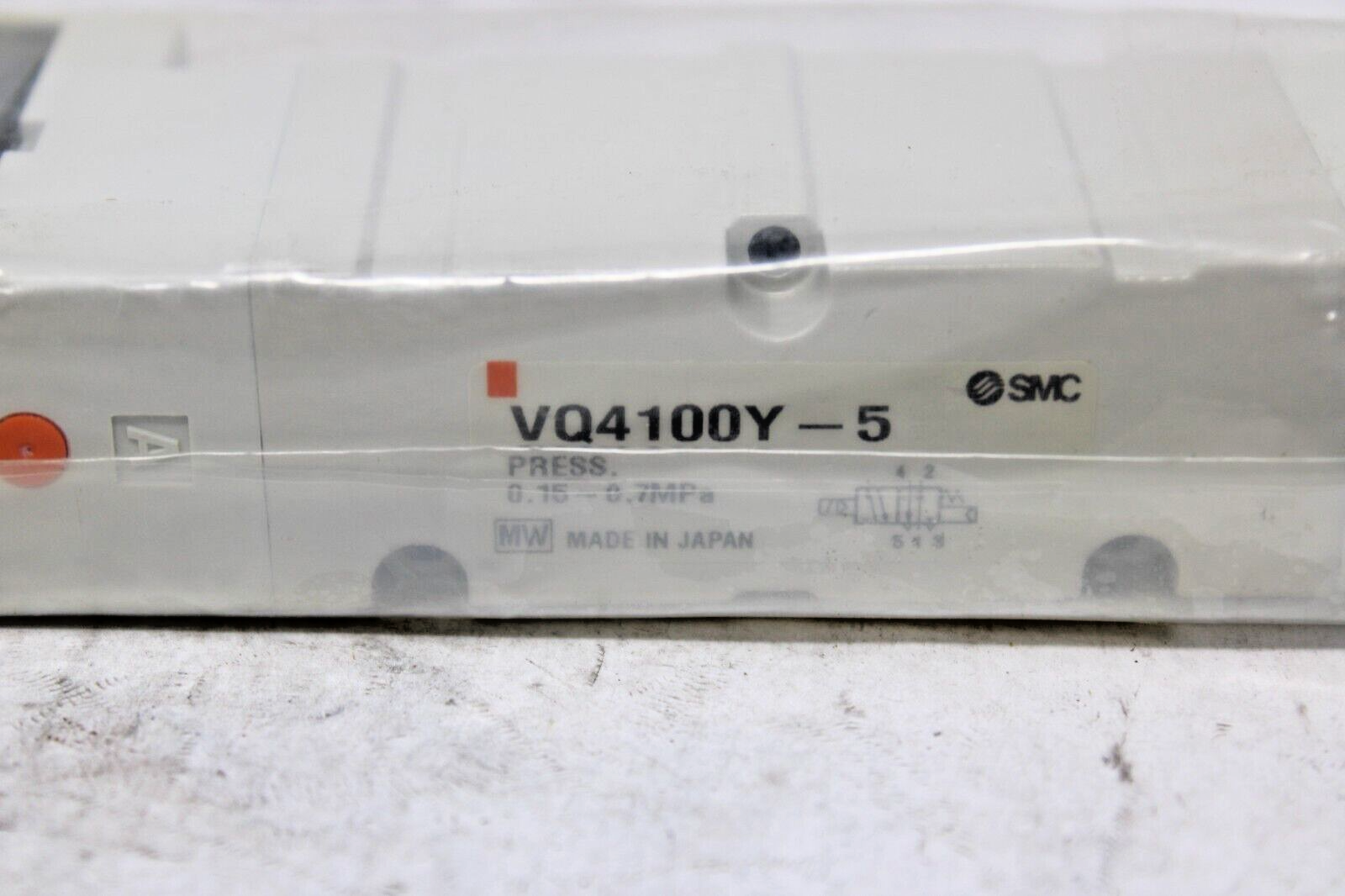 new SMC VQ4100Y-5 Solenoid Valve - SMC