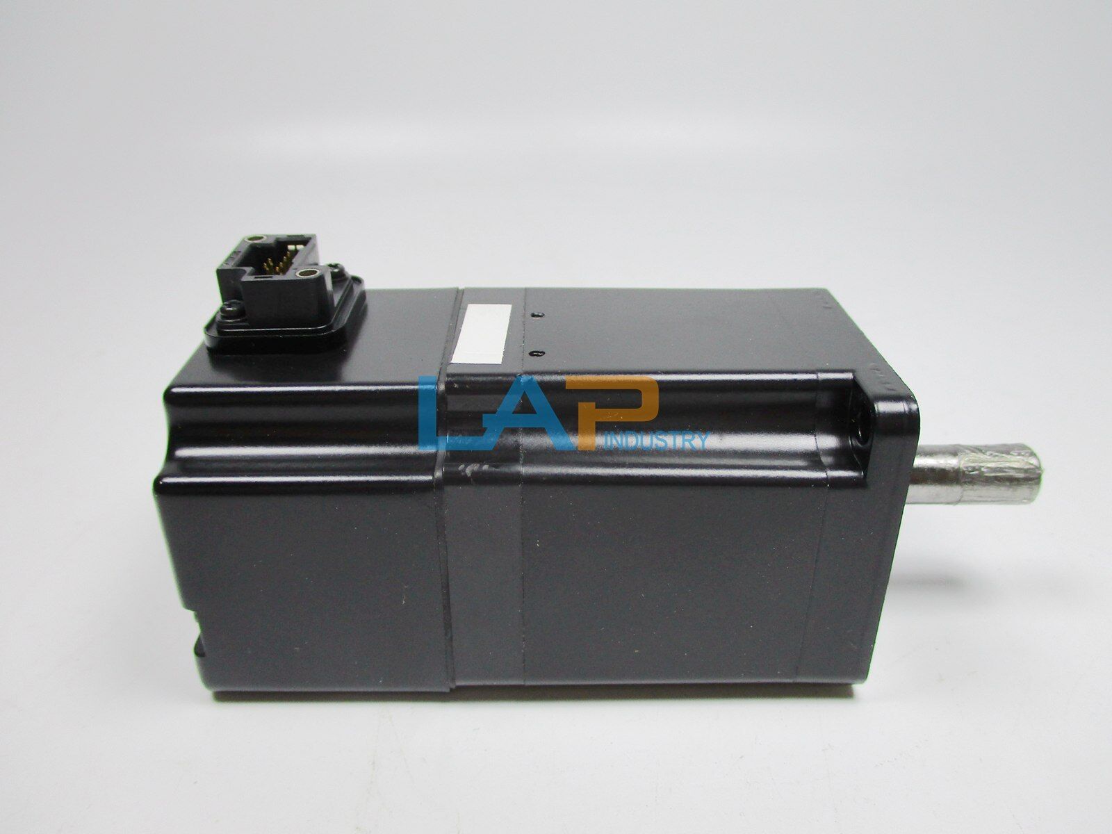 new  IN BOX For YASKAWA SGMAS-01ACA21 servo motor