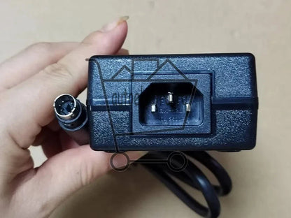 1PCS SPU45E-204 Universal Power Adapter Five Pin Plug