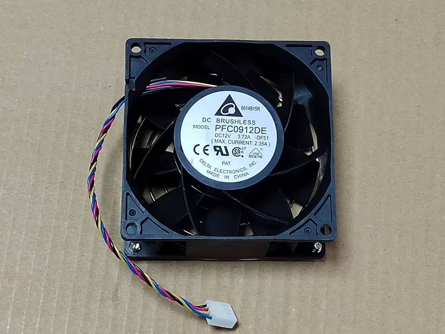 new DELTA PFC0912DE 9038 9CM 3.72A 12V Ultra Violent Cooling Fan